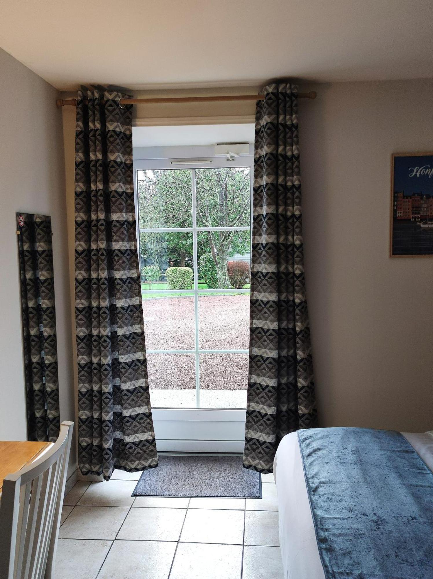 Bed and Breakfast La Minoterie Tessy-sur-Vire Pokój zdjęcie